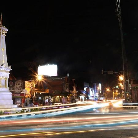 Happy Family Hotel Yogyakarta Exterior foto